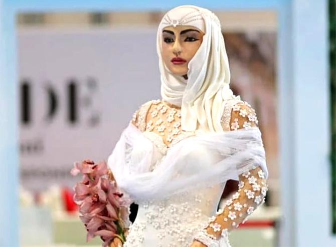 Debbie Wingham designed a million dollar cake at Dubai Bride Show