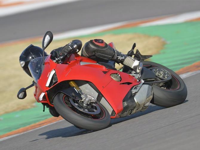 Ducati Panigale V4 S