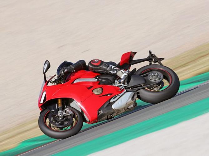 Ducati Panigale V4 S