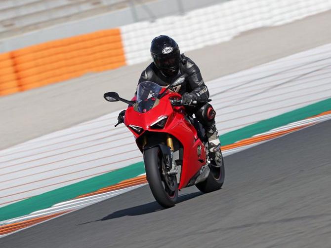 Ducati Panigale V4 S