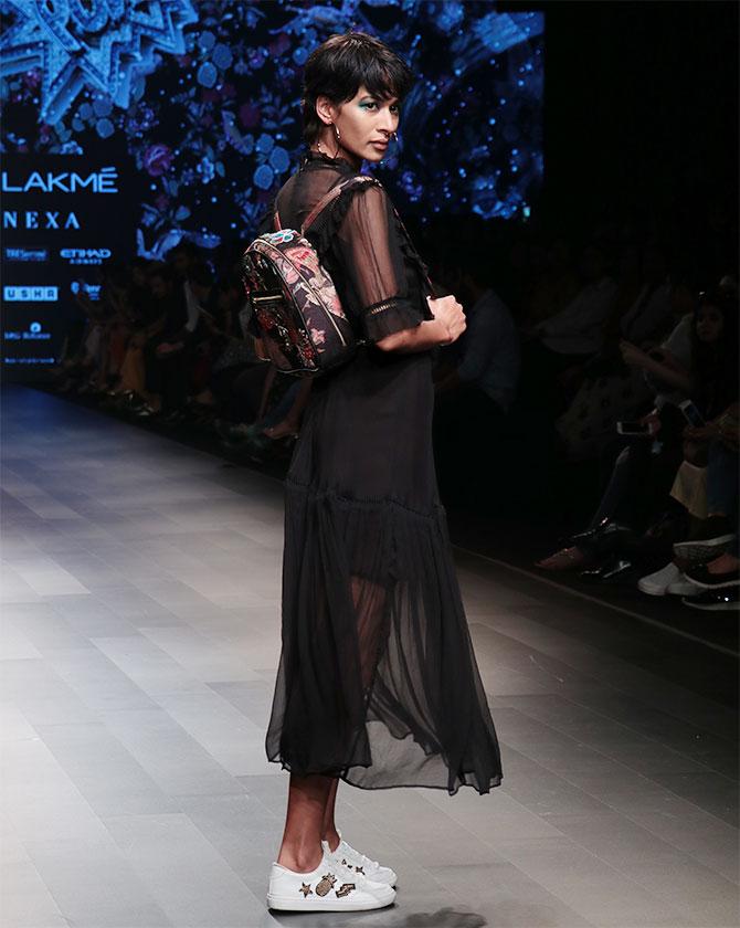 Taapsee pannu Ritu Kumar Lakme Fashion Week