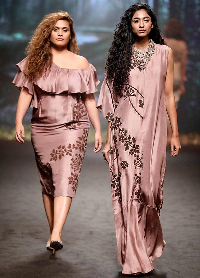 Half Full Curve Lakme Fashion Week