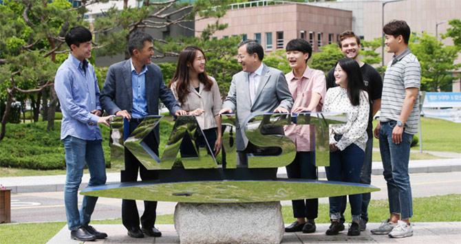 KAIST University