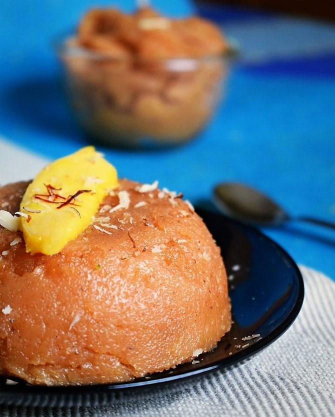 Mango Suji Halwa