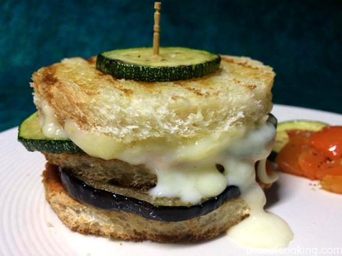 grilled zucchini eggplant sandwich