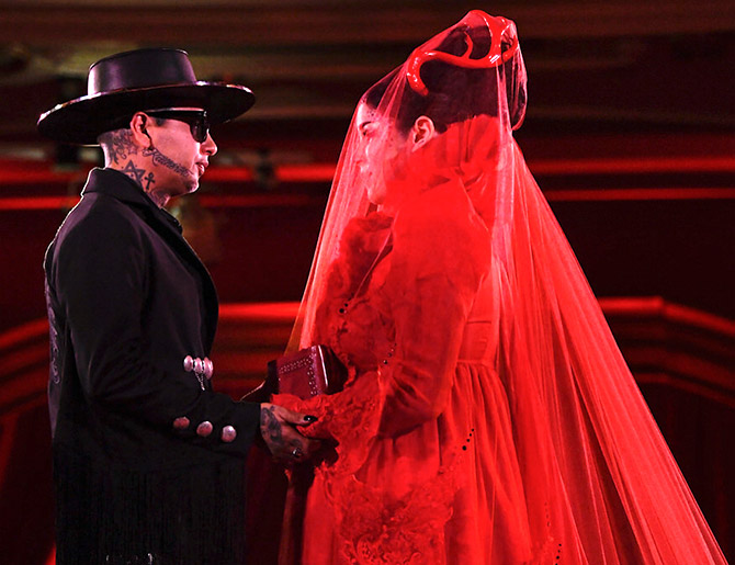 Pix Inside a stunning goth themed wedding Rediff