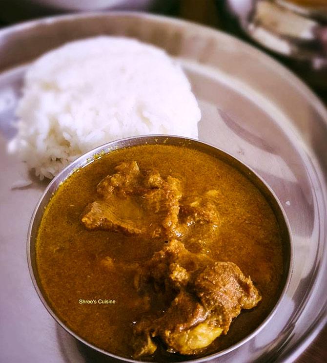 Nellai Mutton Kuzhambu