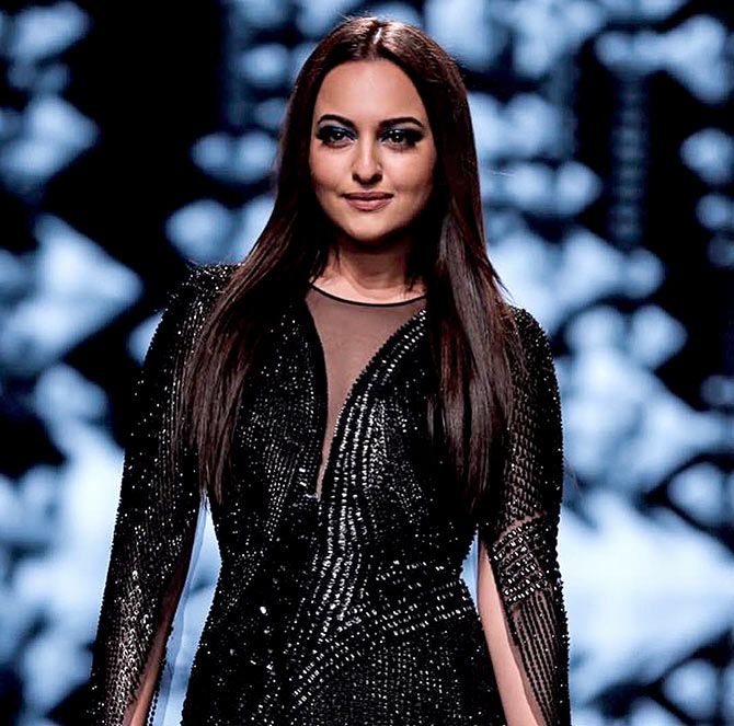 Sonakshi Sinha walks for Lotus Makeup India fashion week