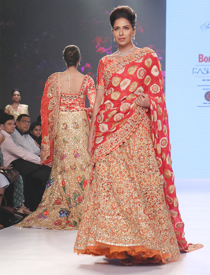 Pallavi Jaikishan at Lakme Fashion Week 2012