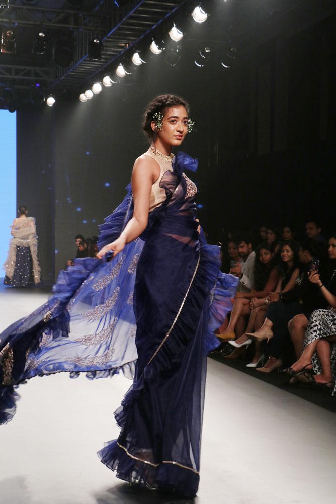 Shriya Saran walks for Ashwini Reddy