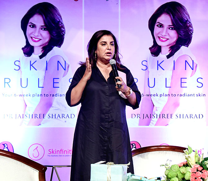 amitabh bachchan launches dr jaishree sharda's book skin rules