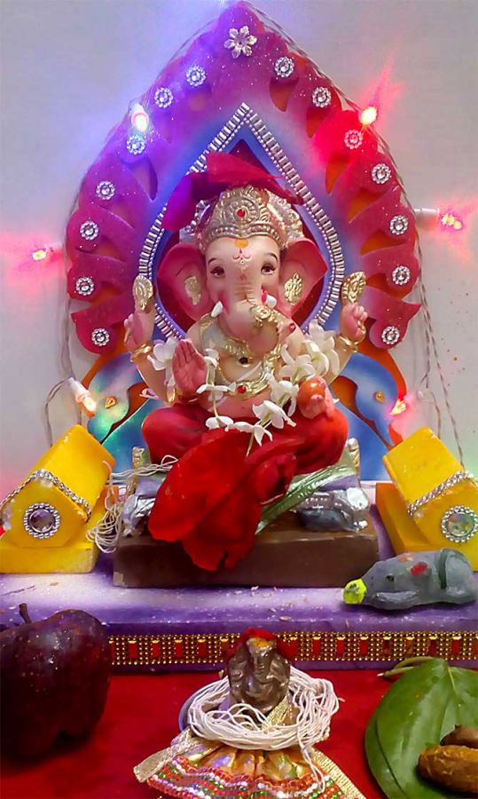 So cute! Ganesha wears a helmet - Rediff.com Get Ahead
