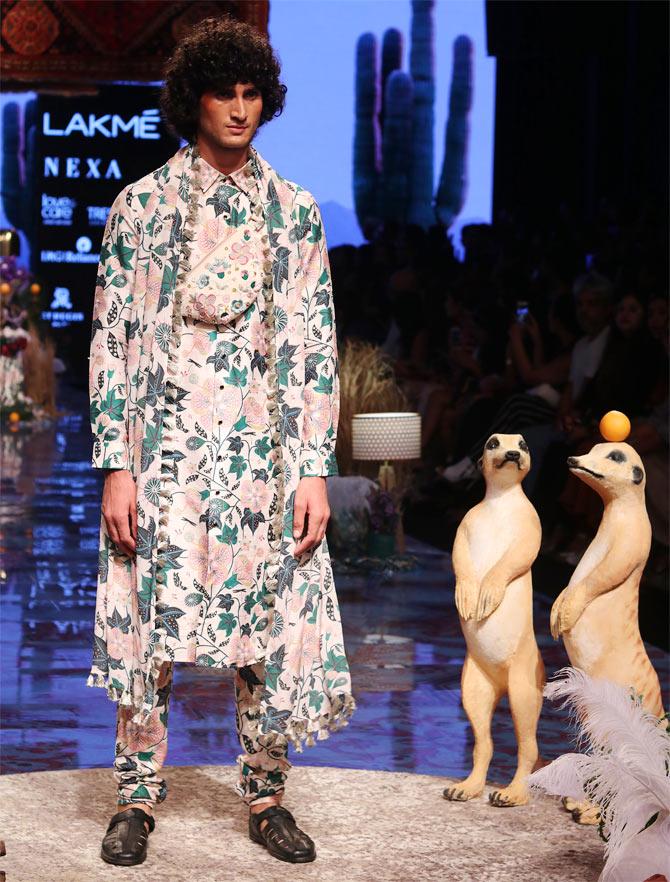 LFW: Payal Singhal collection