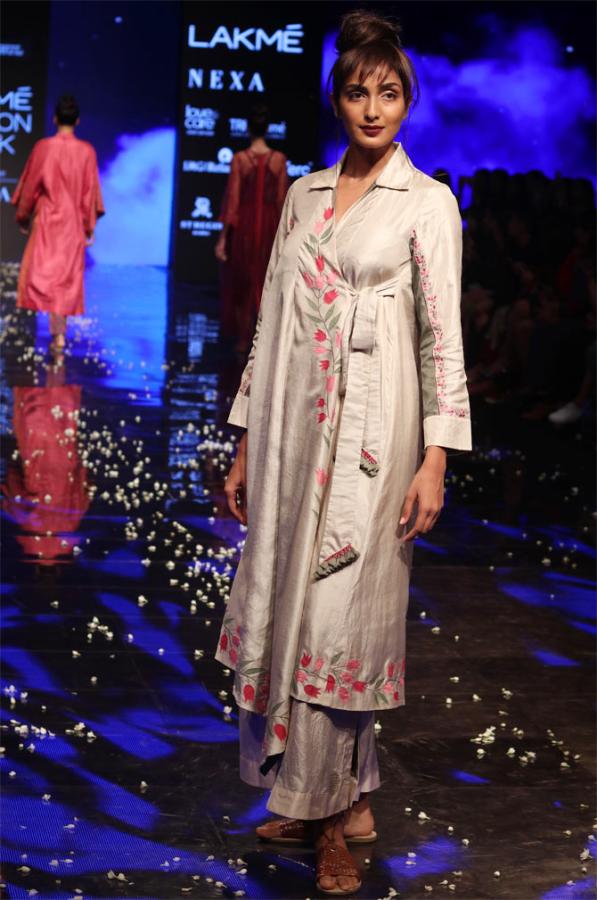 LFW: The Vineet-Rahul collection