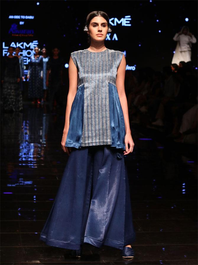 LFW: Alka Sharma