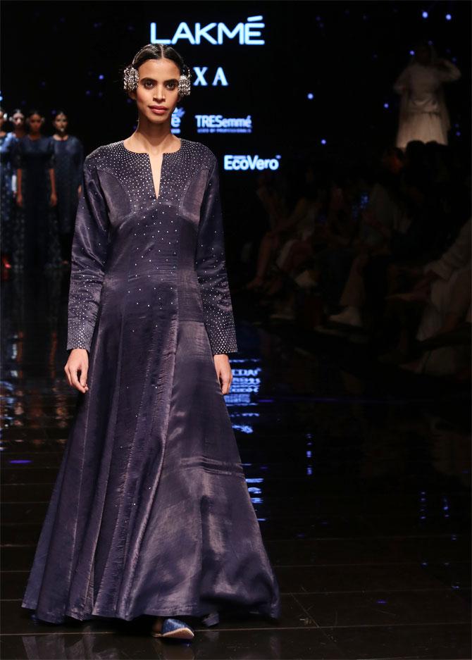 LFW: Alka Sharma