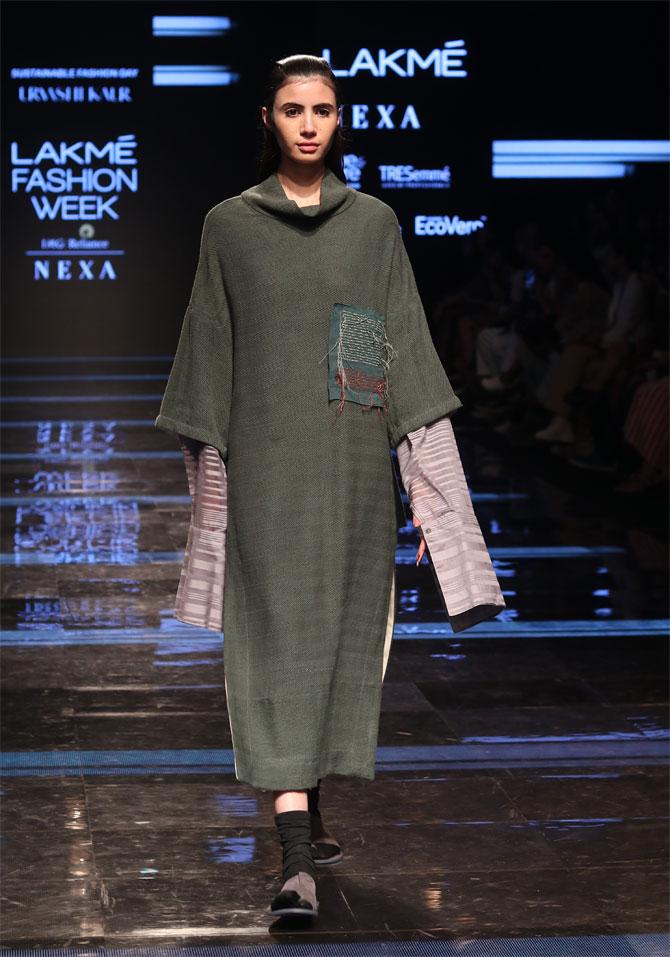 LFW: Urvashi Kaur