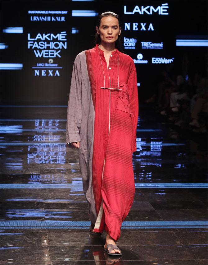 LFW: Urvashi Kaur