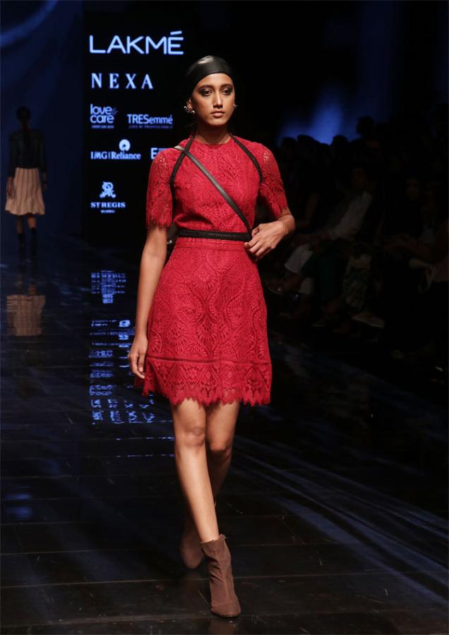 LFW: Ritu Kumar