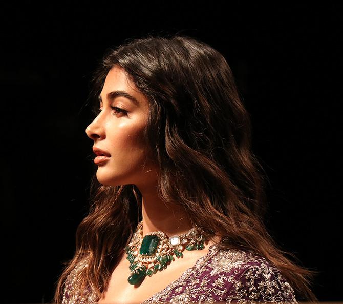 Pooja Hegde walks for Jayanti Reddy