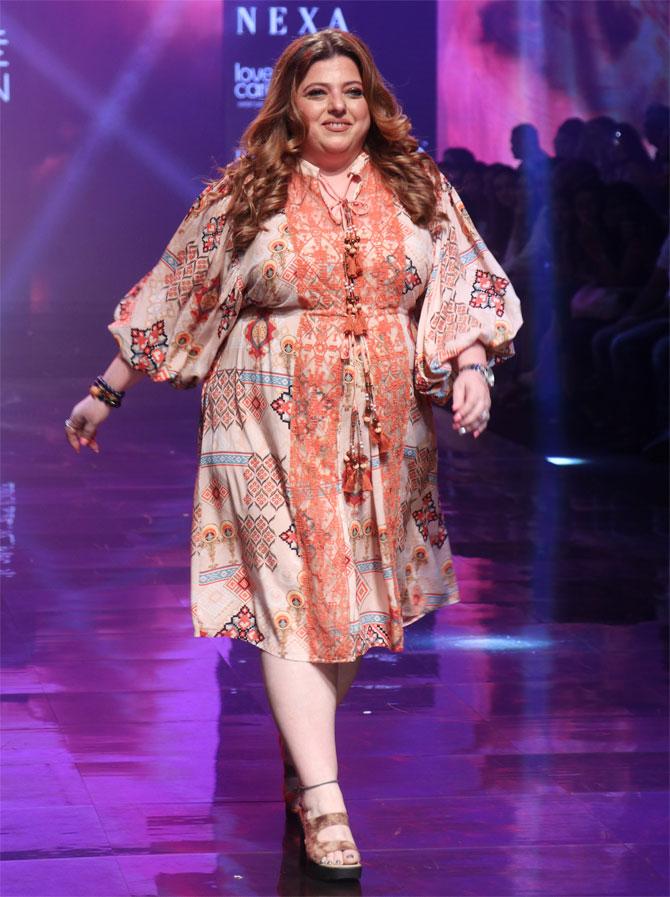 Delnaaz Irani walks for Rina Dhaka at Lakme Fashion Week 2019