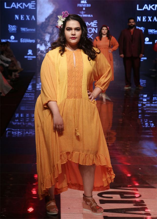 Delnaaz Irani walks for Rina Dhaka at Lakme Fashion Week 2019