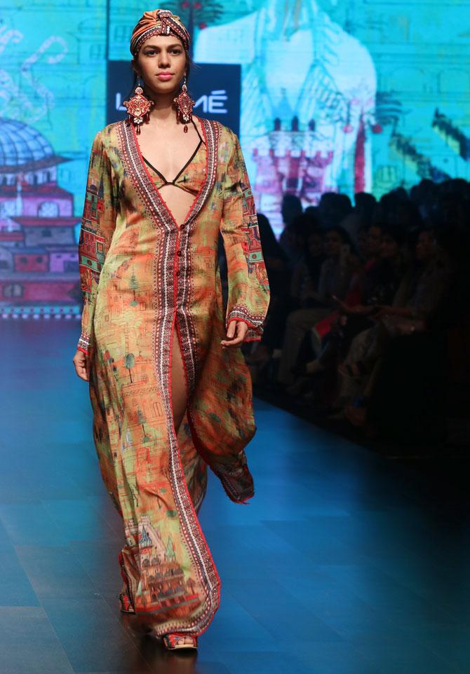 Rajdeep Ranawat presents his collection at LFW 2019