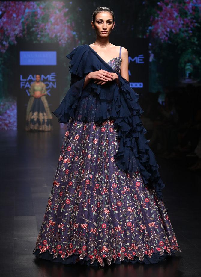 Kangana Ranaut walks for Anushree Reddy at Lakme Fashion Week 