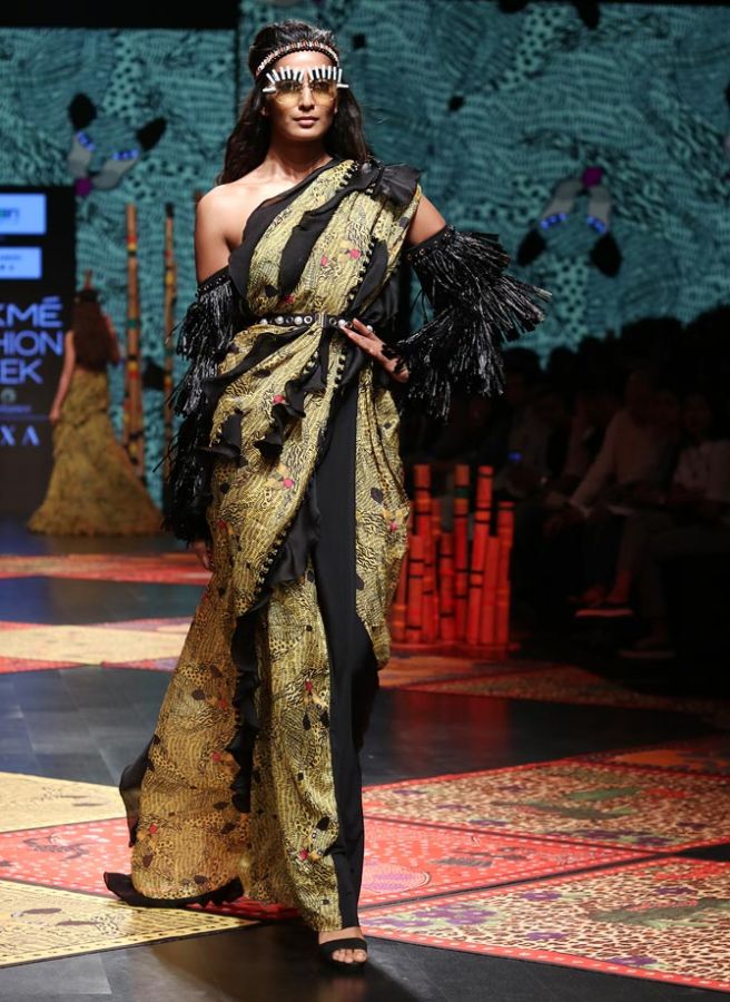 Vaani Kapoor walks for Shivan and Narresh at Lakme Fashion Week Summer/Resort 2019