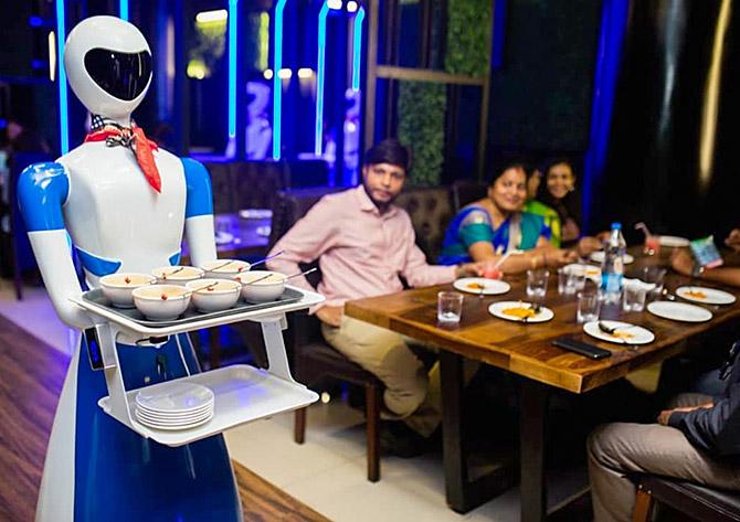 Robot restaurant in Porur