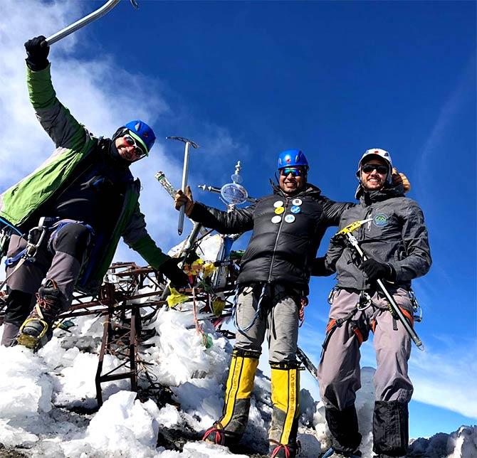 Satyarup Siddhanta atop Mount Pico de Orizaba 