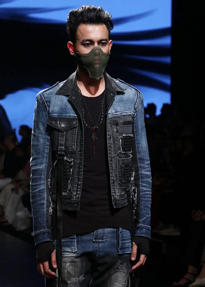 Gurmeet Choudhary, Nikhil Chinappa, Prathamesh Maulingkar walk for Asa Kazingmei at Lakme Fashion Week 2019