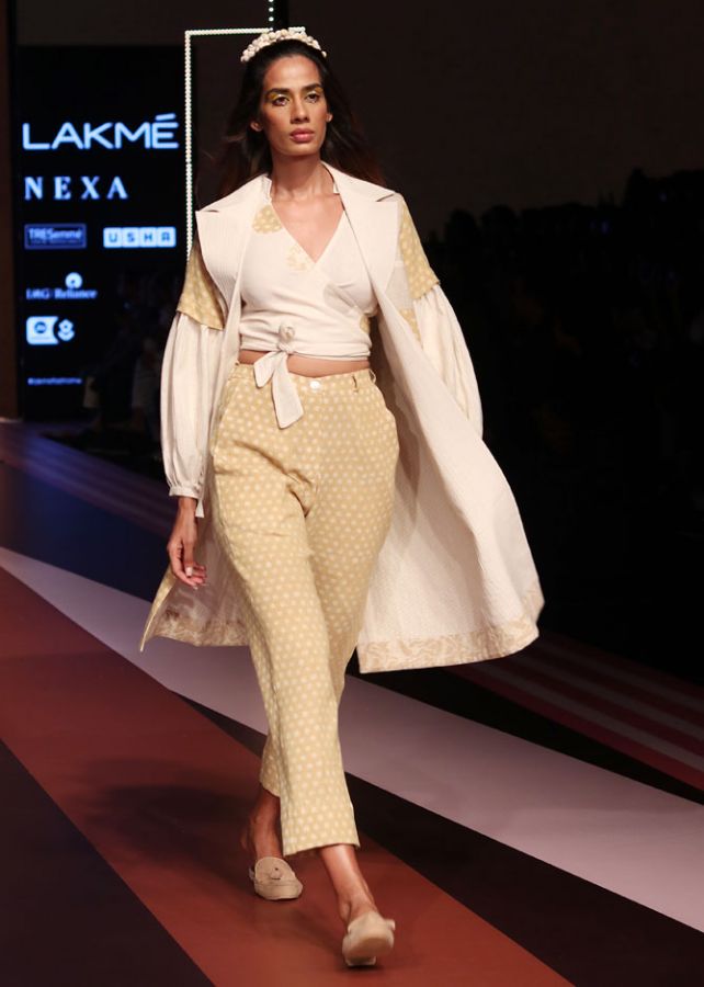 A model in Madhumita Nath's collection at LFW Summer/Resort 2019