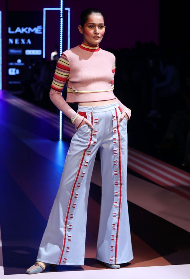 A model in Ujjwala Bhadu's collection at LFW Summer/Resort 2019