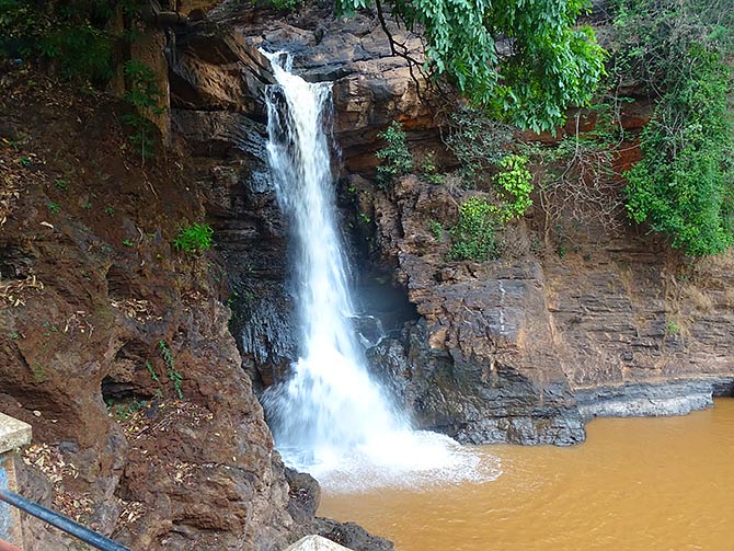 Arvalem waterfalls