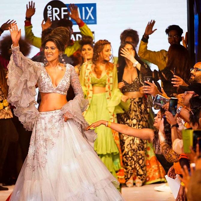 Nia Sharma walks the ramp for Streax Professional