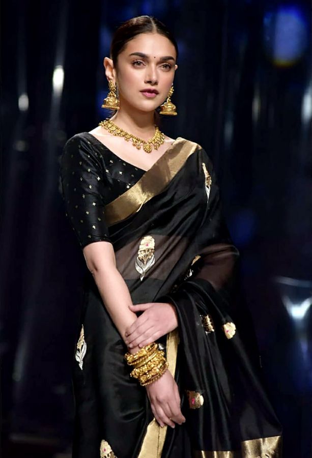Aditi Rao Hydari at India fashion week 2019