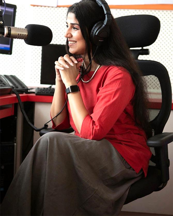 RJ Devaki