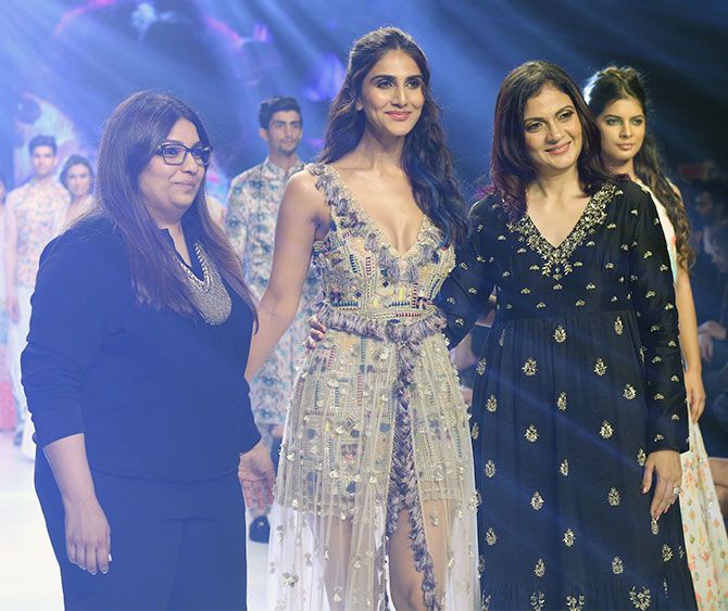 Vaani with Payal Singhal, left, and Rochelle Chhabra from Streax Professional at Bombay Times Fashion Week