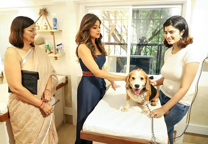 Shamita Shetty at Pups and Cuts, a pet spa in Mumbai