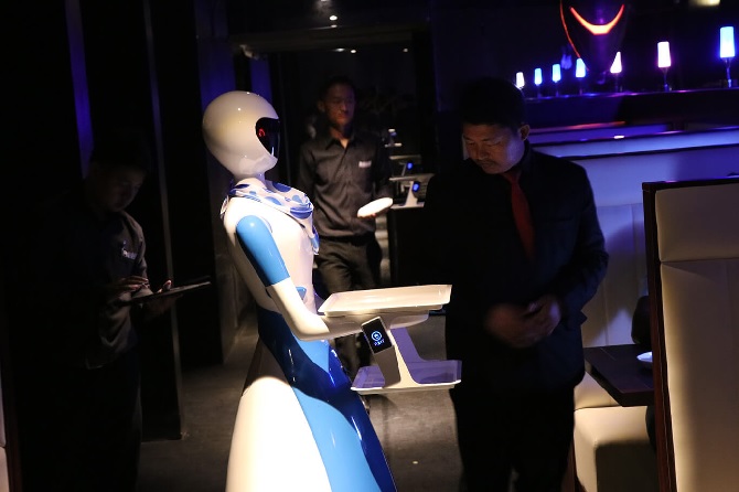 Robot restaurant, Bengaluru