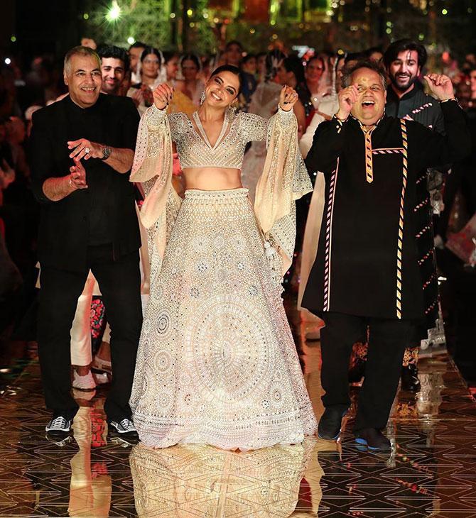 Deepika Padukone walks for Abu Jani and Sandeep Khosla