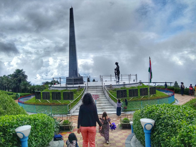 Darjeeling photos by Hitesh Harisinghani