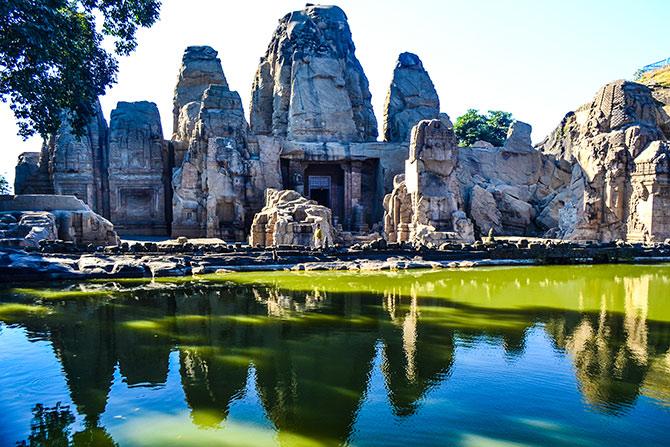 Rock cut temples in masrur, Kangra