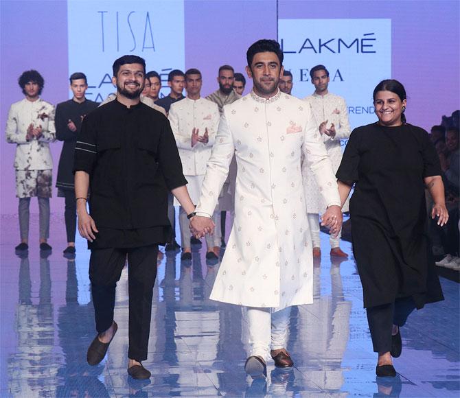 Amit Sadh walks for Tisa Studio at the Lakme Fashion Week 2020