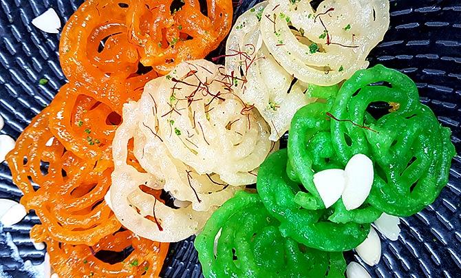 Republic Day Special: How to make a tricolour jalebi - Rediff.com Get Ahead