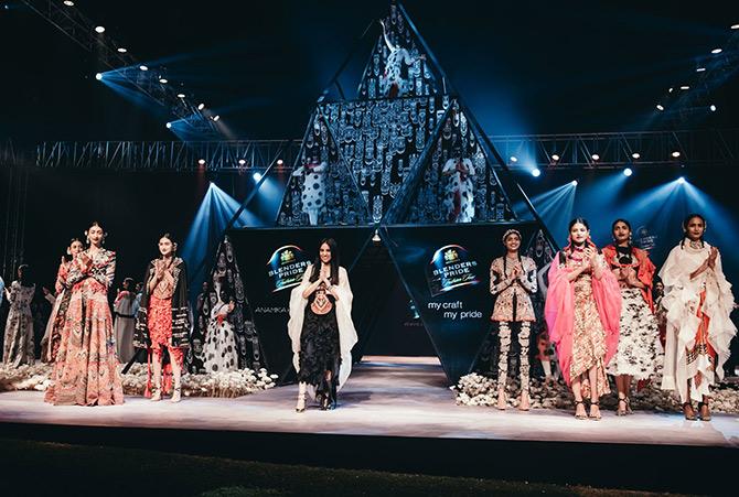 Arjun and Janhvi walked for Anamika Khanna