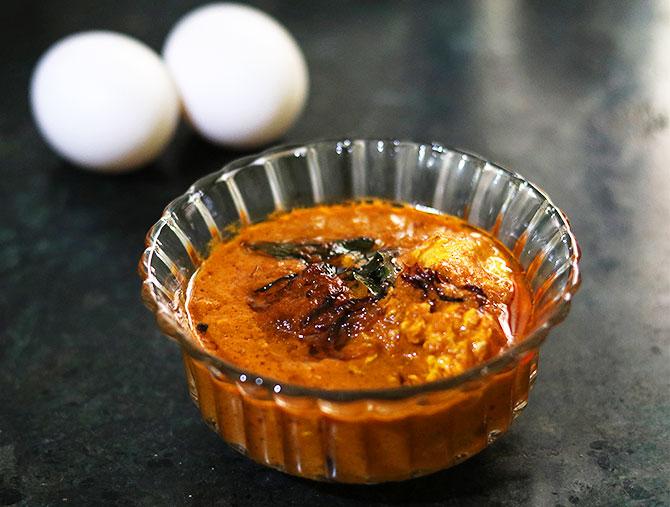 Mangalorean Egg Curry