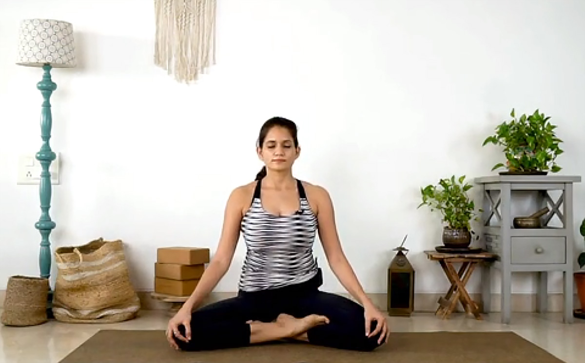 How to meditate at home: Simple tips - Rediff.com Get Ahead