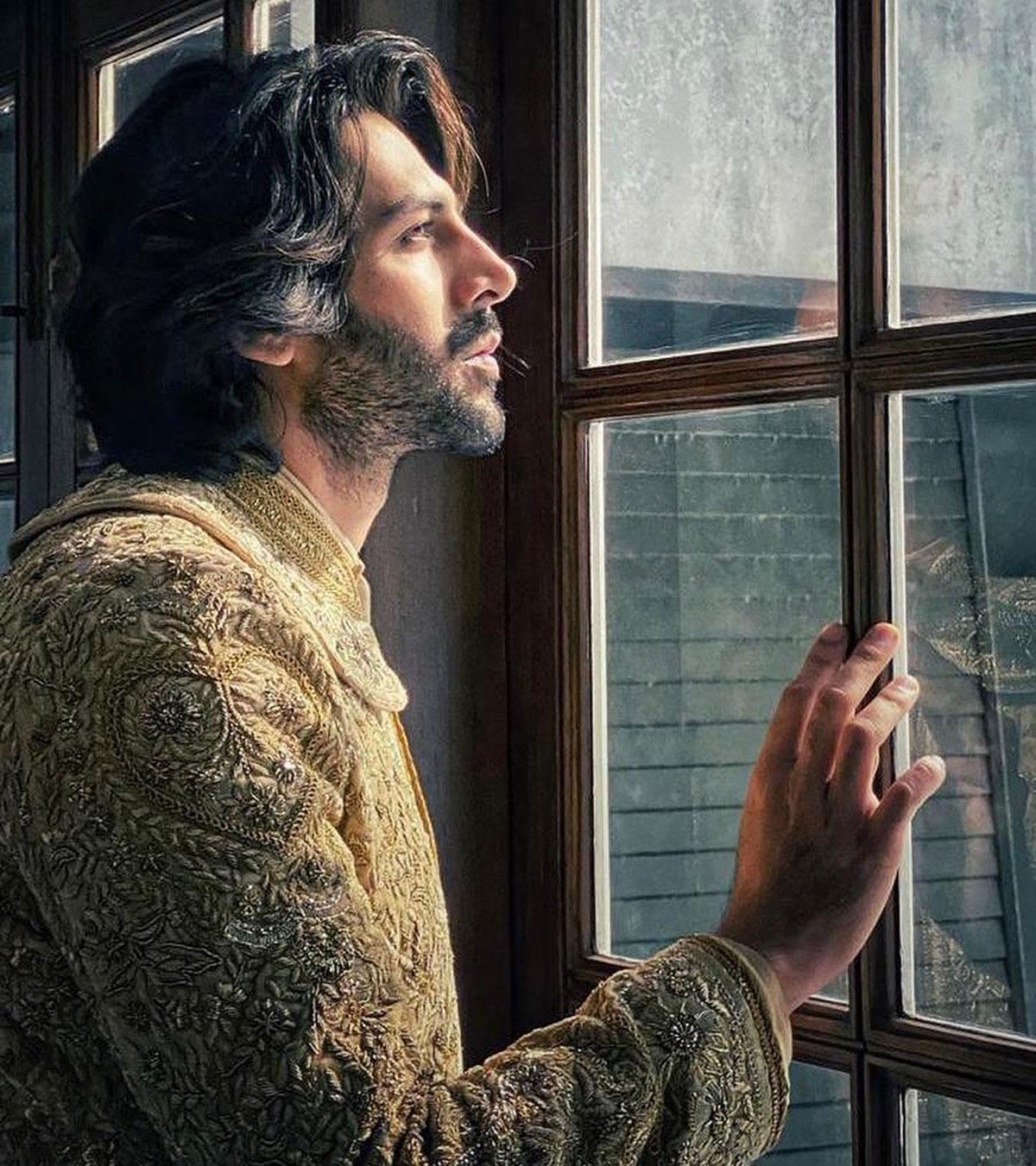 Kartik Aryan for Manish Malhotra